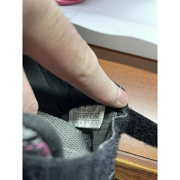 Specialized BG Womens EU 39 Pink/ Black Strap Cycling Shoes Breast Cancer 8.5 - Picture 8 of 8